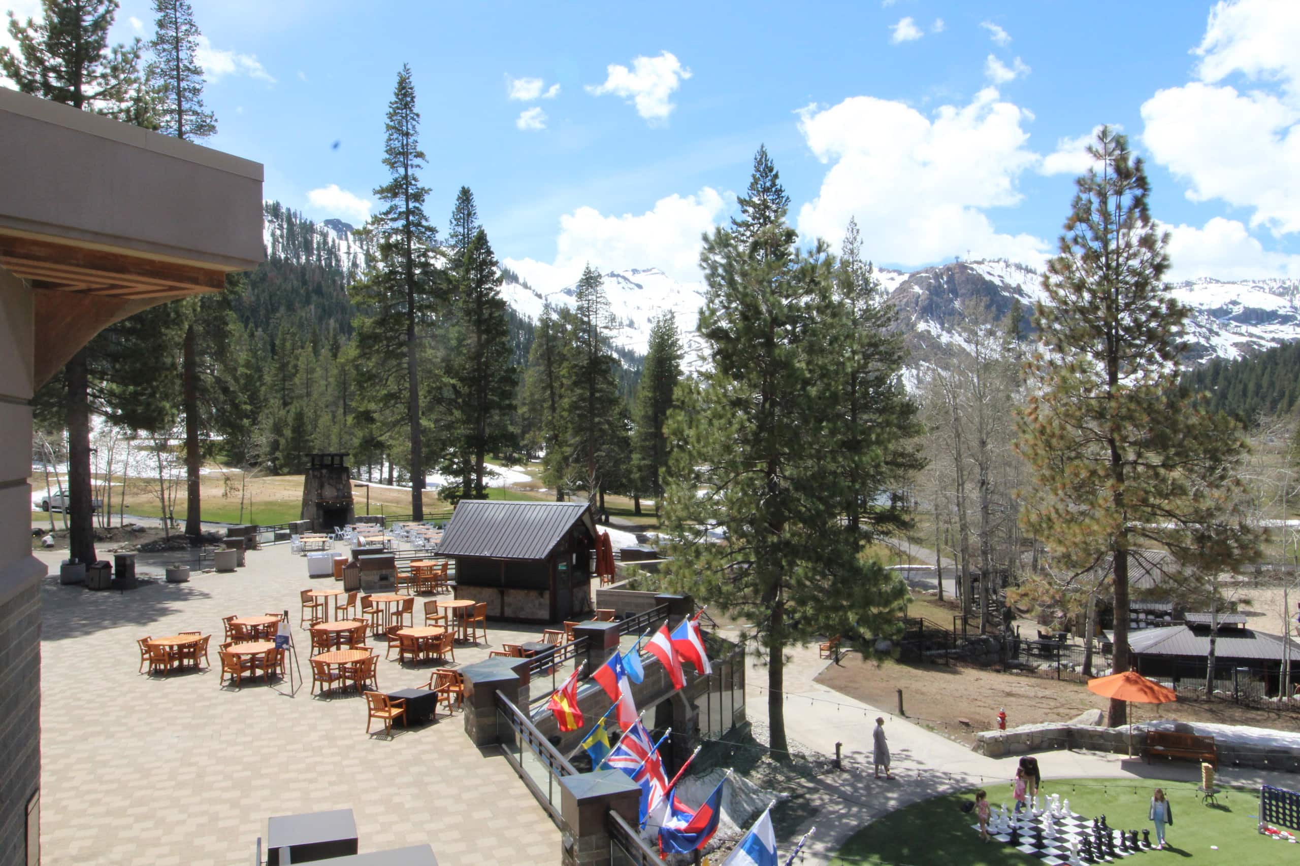 Ski-In/Out Hotel, Pool, Spa & Golf - Photo 37
