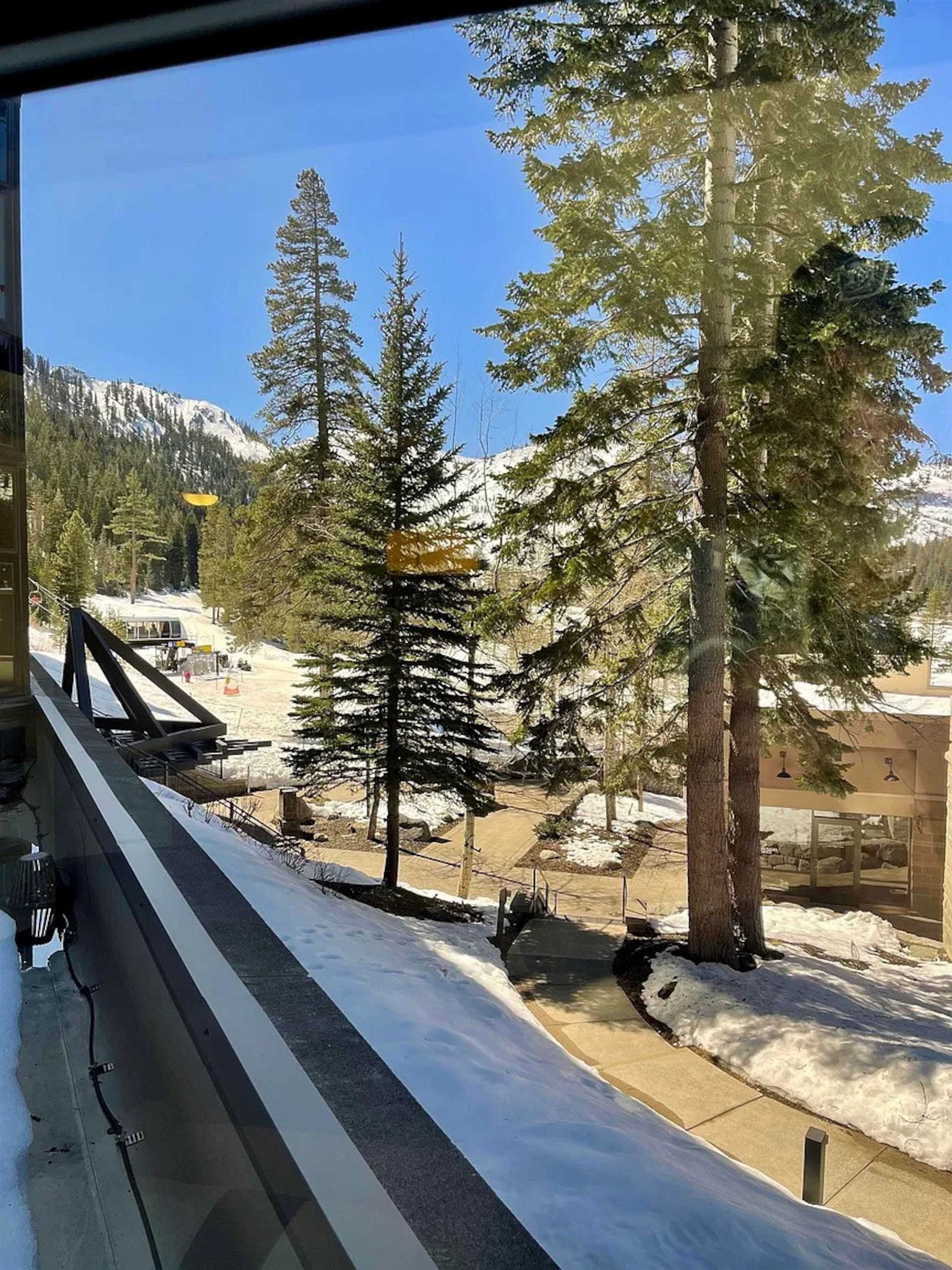 Ski-In/Out Hotel, Pool, Spa & Golf - Photo 25