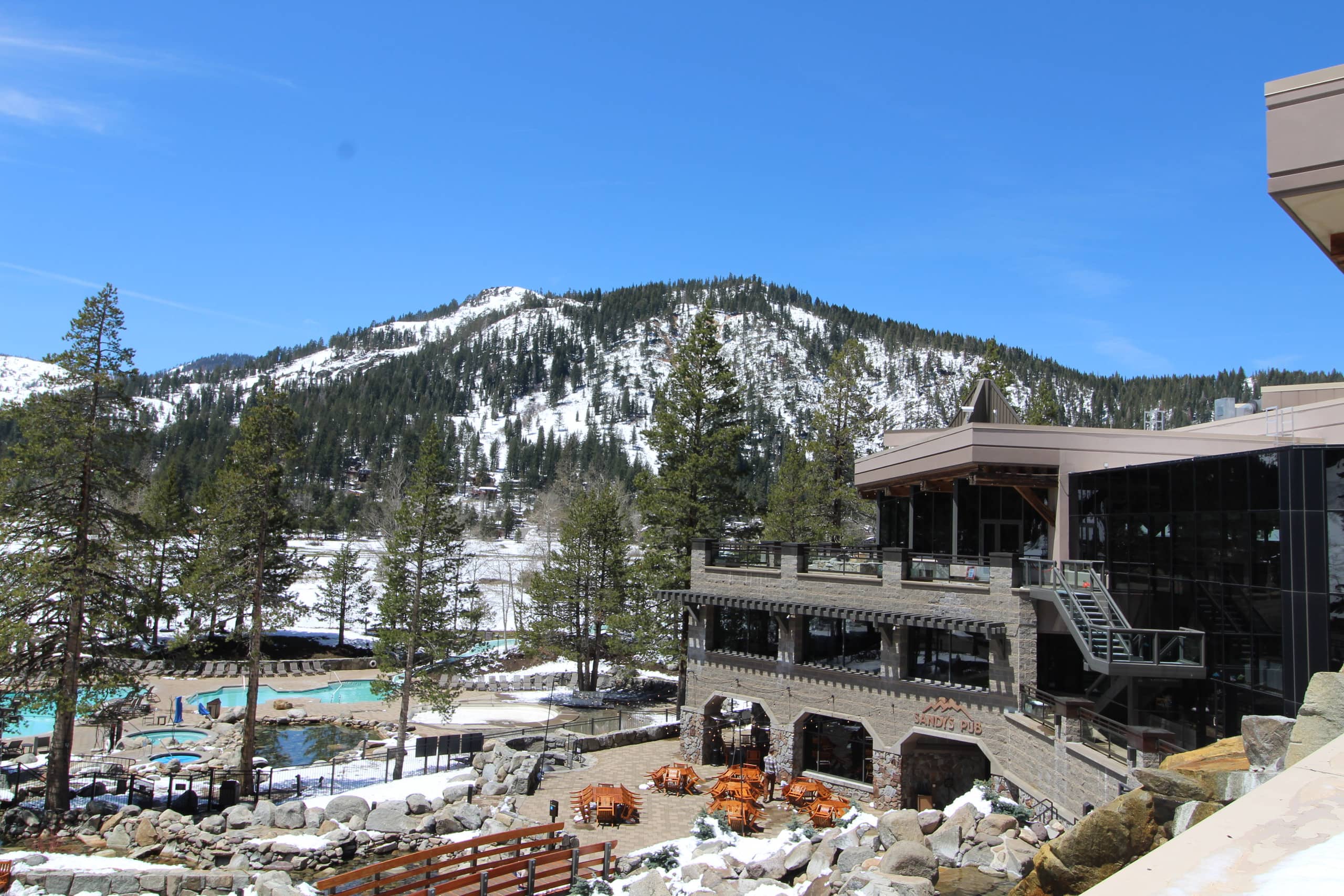Ski-In/Out Hotel, Pool, Spa & Golf - Photo 40