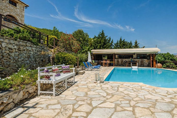 Villa Poseidon - Poolside Retreats Up To 19 Guests - Zakynthos