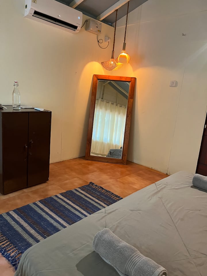 Bedroom 3 image 1