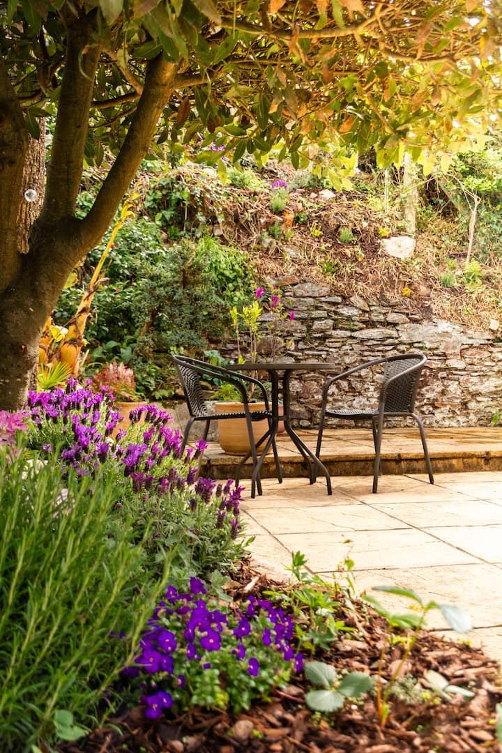 The Hideaway - By Rowes Retreats - Falmouth