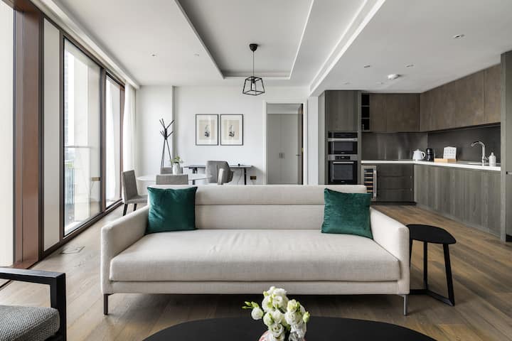 Stunning 1br | Breathtaking Skyline Views - Londen
