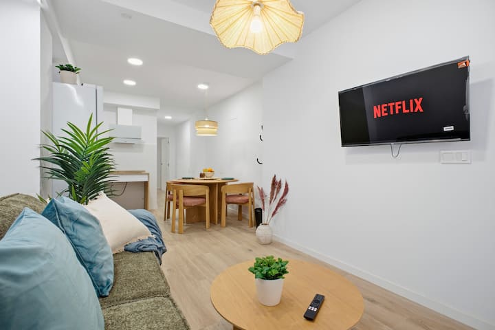 Loft Moderne | Adapté | Smart Tv | Ac | 3 Pax | - Valencia
