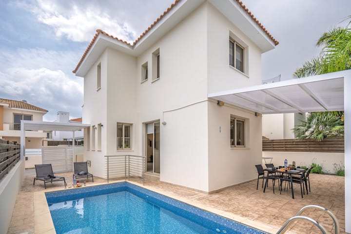 Mambo Private Villa W/ Pool By The Beach - Famagusta
