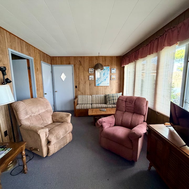 Green Cottage Get Away On Keuka - Penn Yan, NY