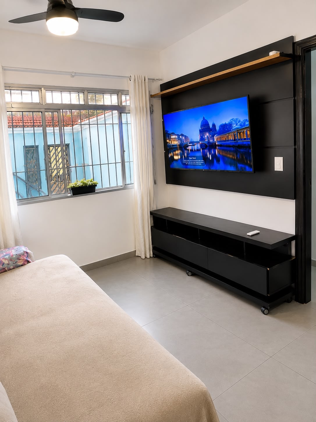Estadia completa com conforto e garagem. - Parque Albina
