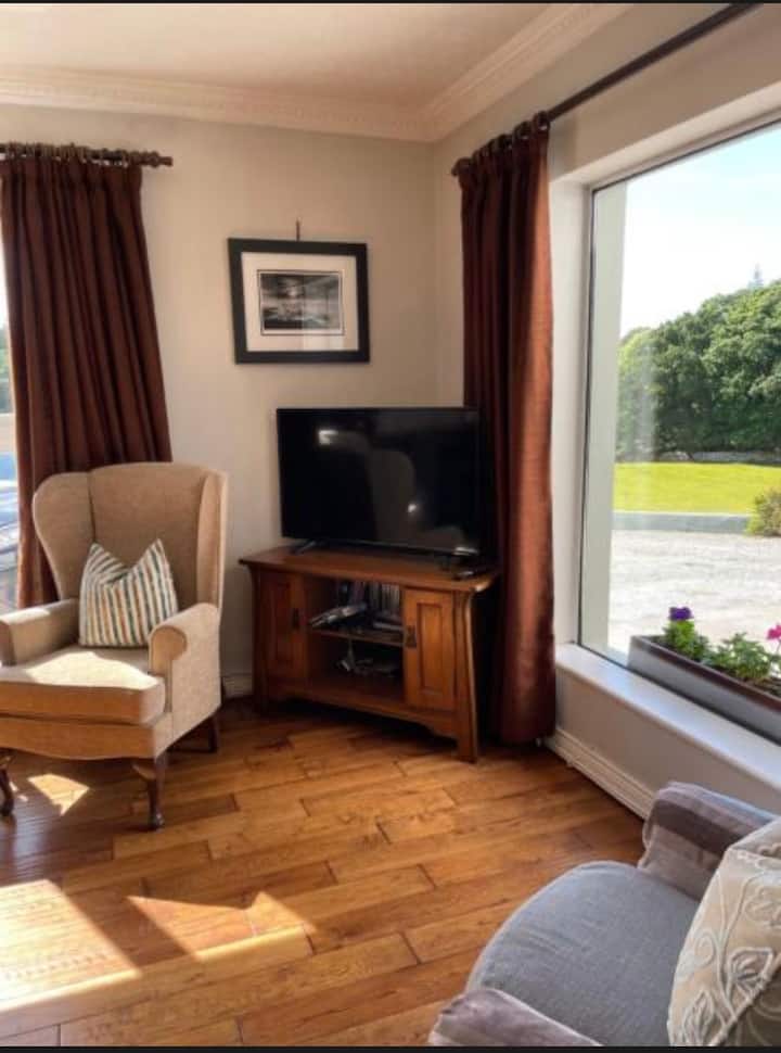 Muckross Riding Stables Bed And Breakfast - Killarney