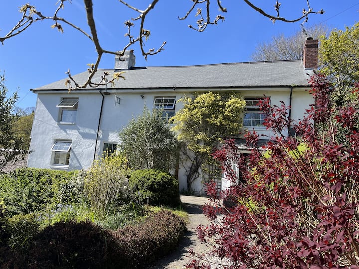 Beautiful Farm House With Far Reaching Views - Bovey Tracey