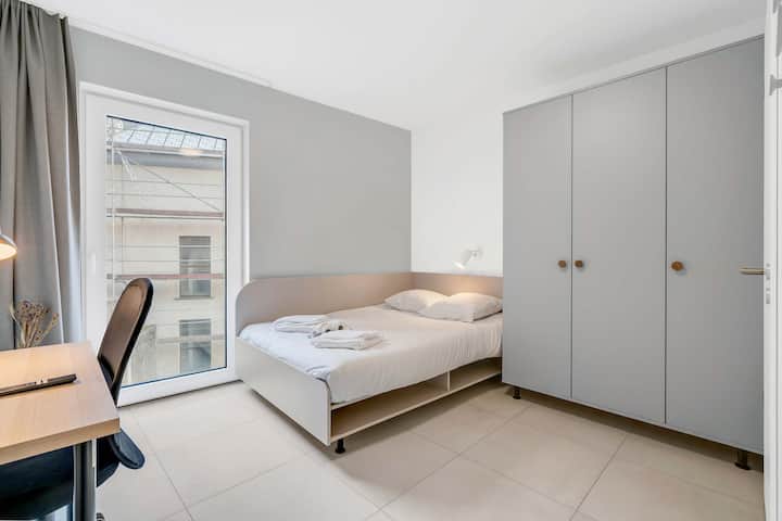 Modern Ensuite Dormitory Room Near Kirchberg - Luxembourg