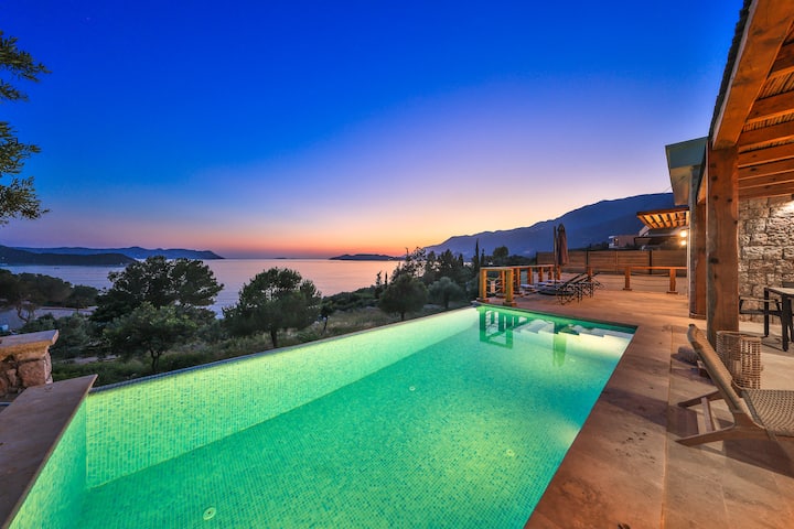 Denize 80 Metre - Kaş