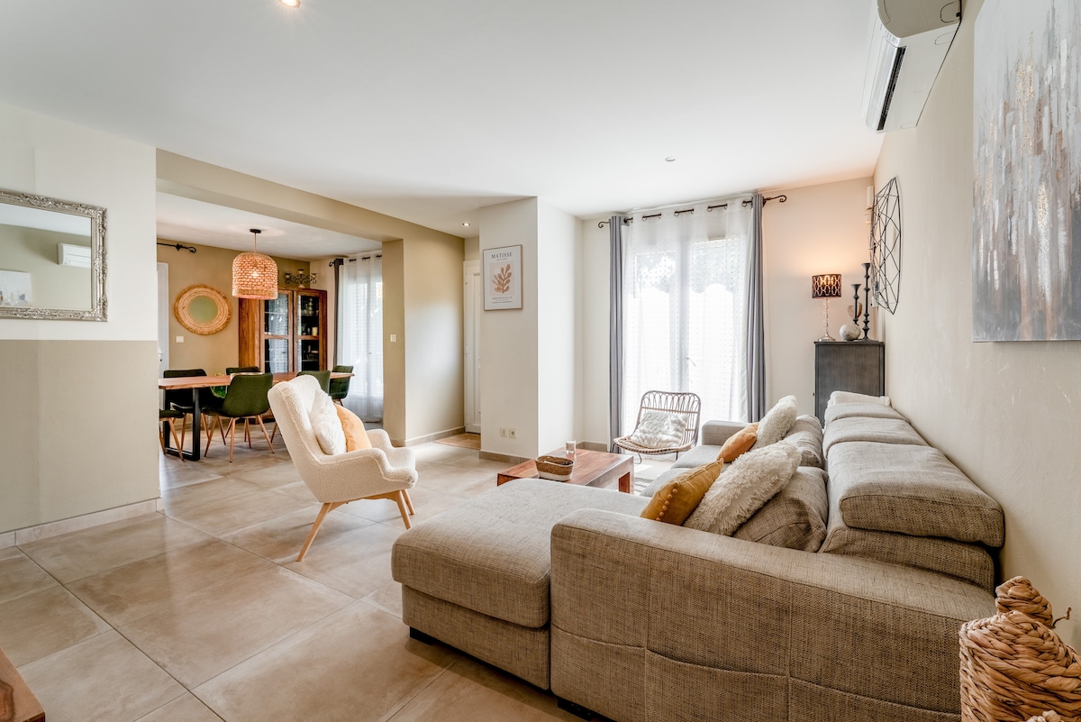 Villa Les Joncs d'Octobre - Casas en alquiler en Jonquerettes, Provenza ...