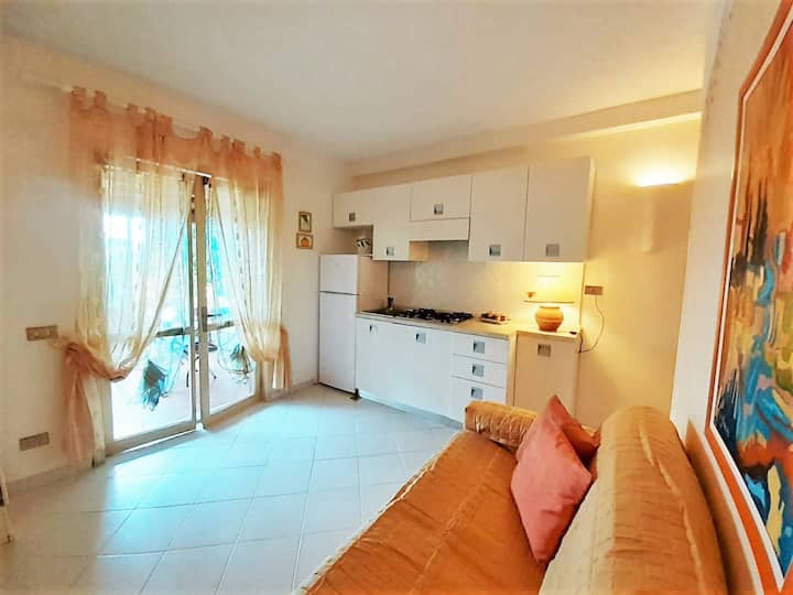 Studiò Superior Con Patio, Giardino E Vista Mare - Golfo Aranci