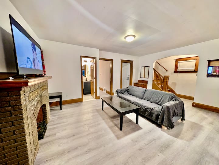 Whirlpool By The Niagara River Free Wifi & Parking - Niagara Falls