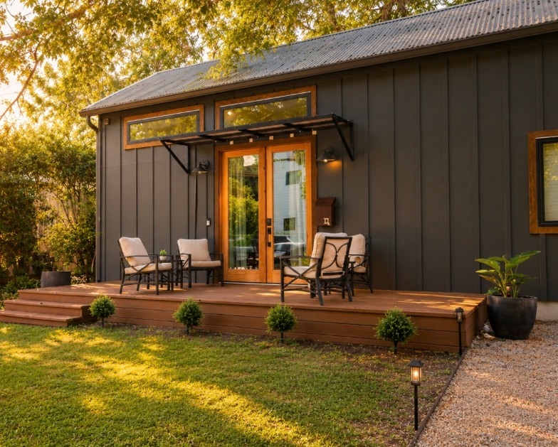 Mid-Century Tiny House | Near Rainey & Downtown
