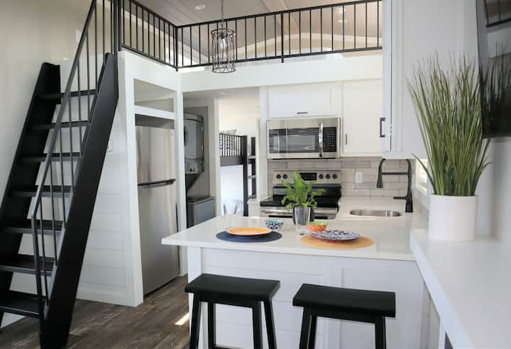 Waterview Cottage At Bayfront Resort - Sandusky, OH