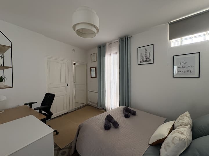 T2, Terrasse Privée - 4 Pers, Centre, Clim - Perpignan