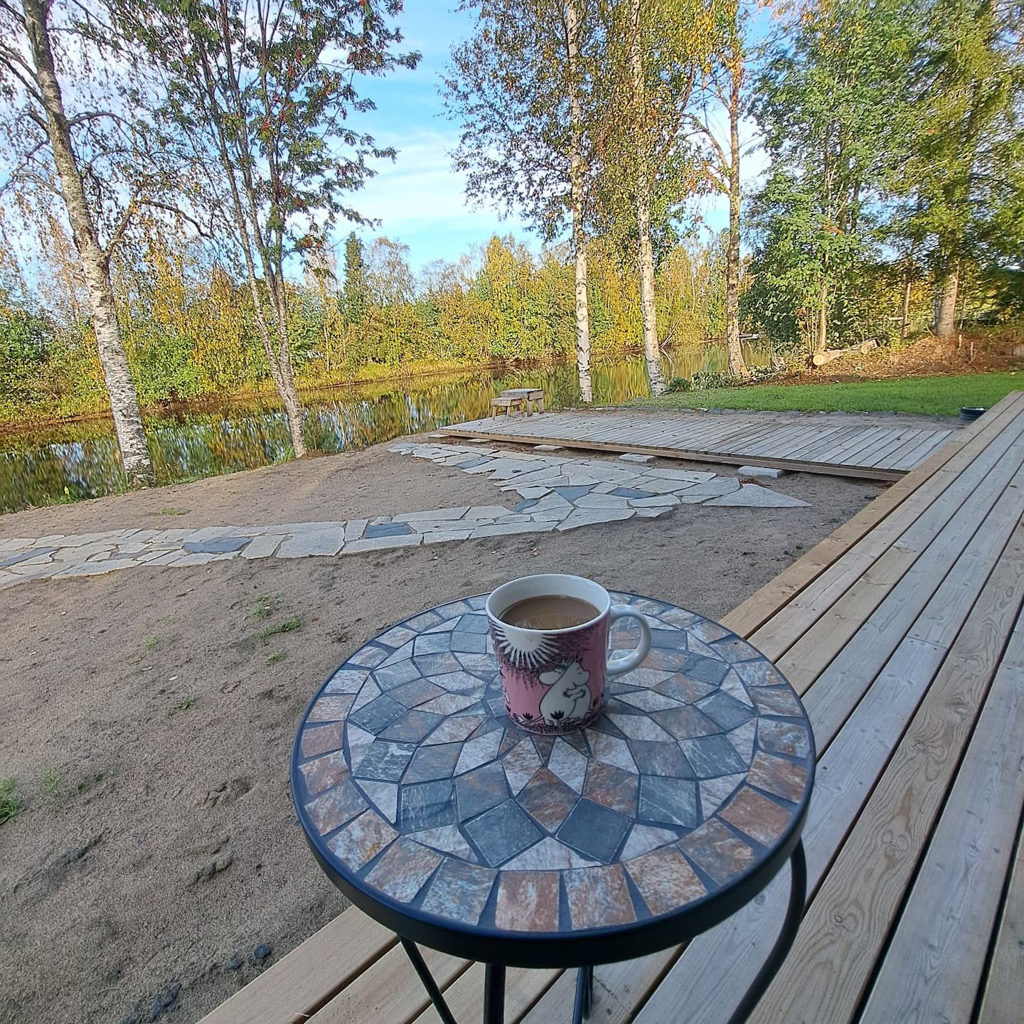 Rauhallinen Mökkimajoitus 2