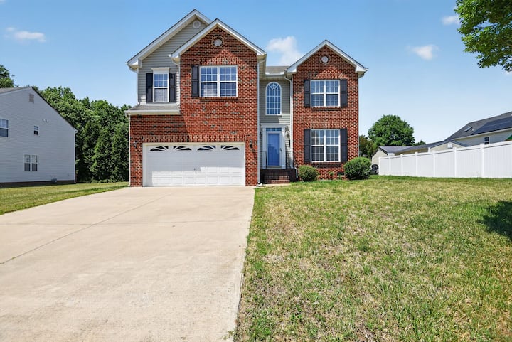 Family-friendly 3br Retreat Near Downtown Richmond - Richmond, VA