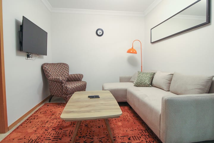 2br Taksim Condo With Pool & Gym & Sauna - Istanbul