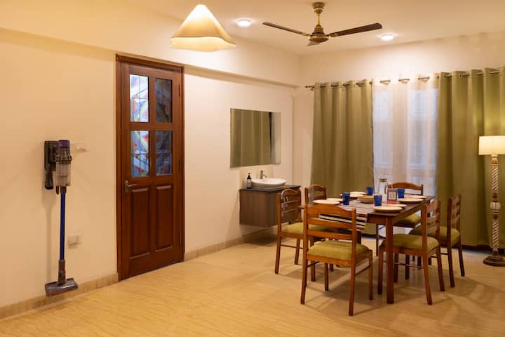 Premium Room (Tub & Balcony) | Liveaway Bengaluru - Bengaluru