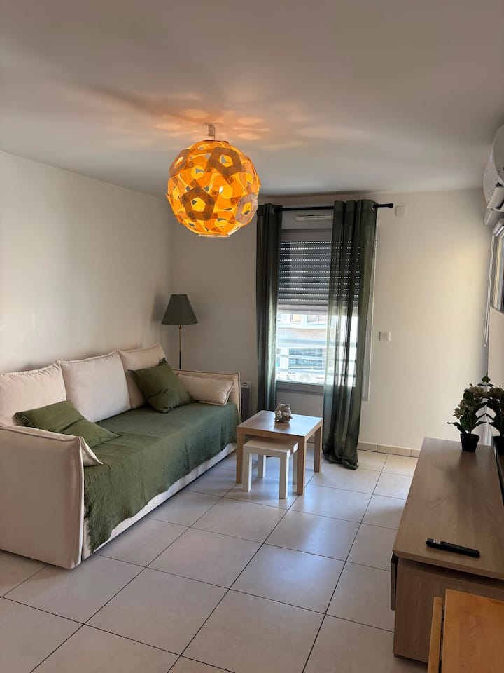 Appartement à 2 Min à Pied De La Plage - Antibes