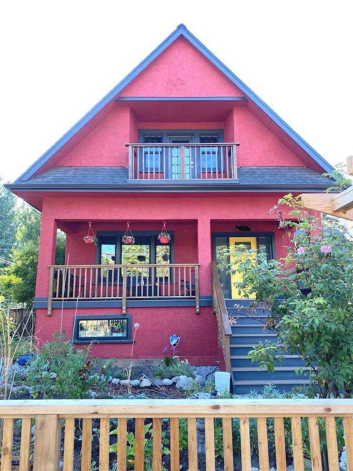 Commercial Drive/little Italy House. Kids. Pets. - North Vancouver
