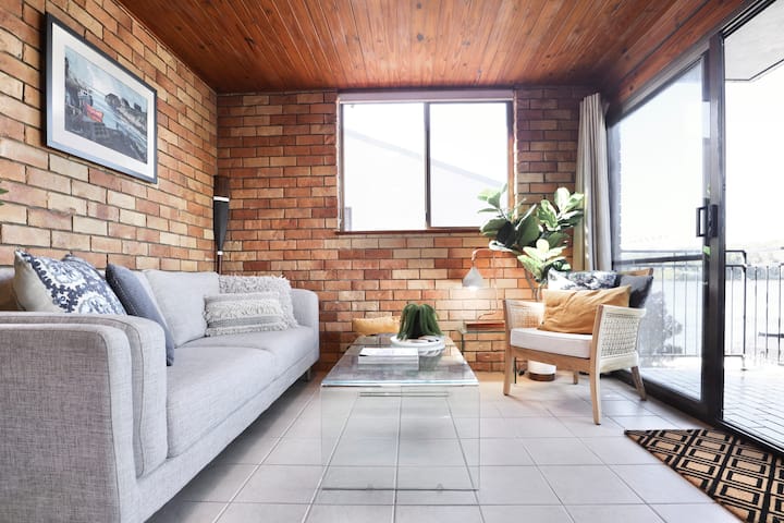 Riverside Retreat At Peza Court - Noosaville