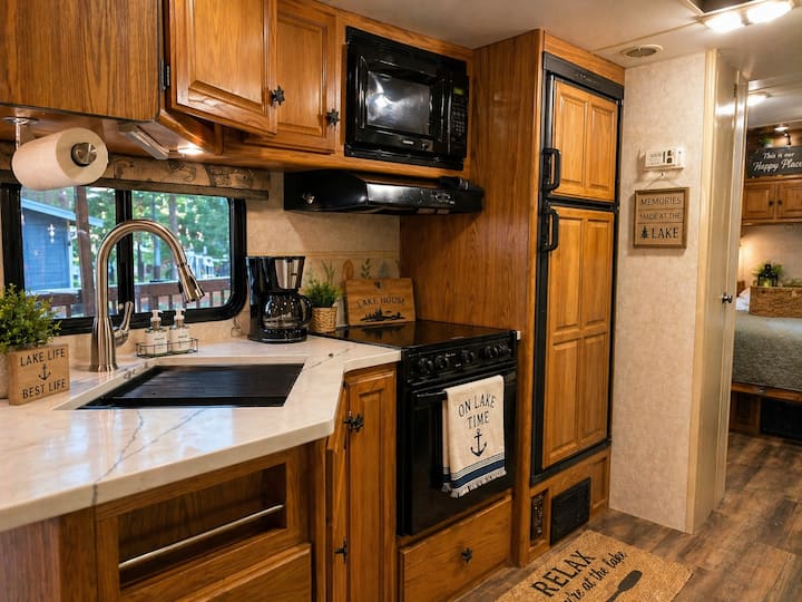 407@the Loop 
Lake Hartwell Getaway Rv Retreat - Lake Hartwell