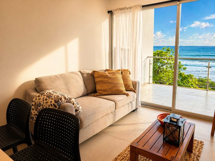 Beachfront Top Floor And Balcony | Teak Design - Esterillos Este
