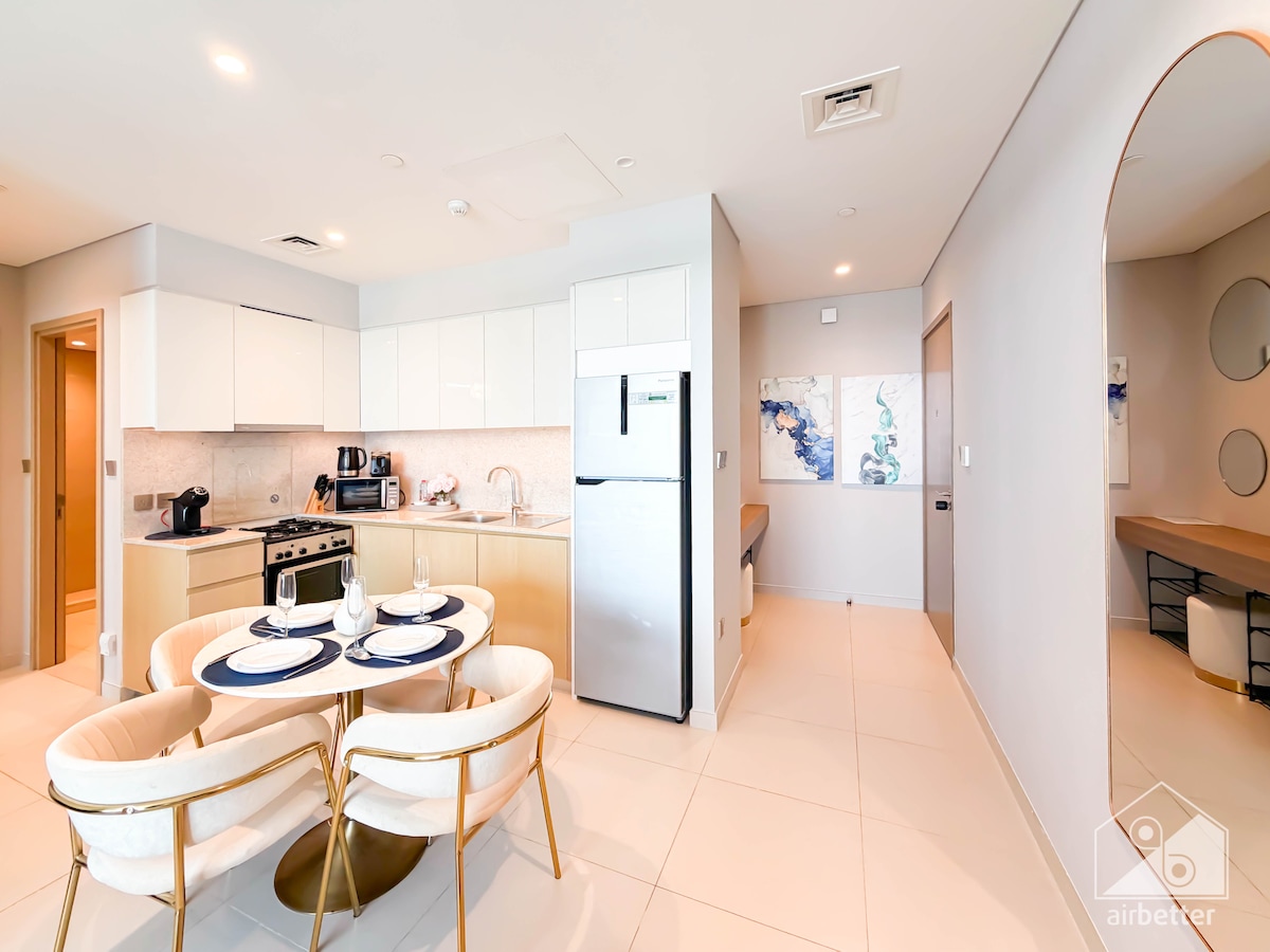 1 Bedroom Furnished Apartment with Skyline View · II — photo 4
