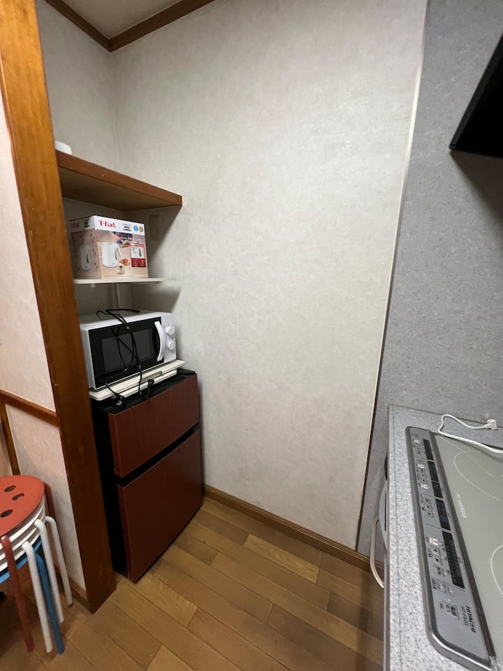 地铁站步行7分钟，关西国际机场36分钟直达、難波道頓堀心斎橋新大阪京都奈良直达，日本传统木造房屋 - Japón