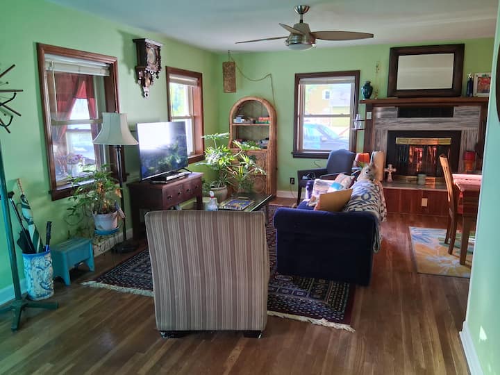 The Casa - Liberty, MO