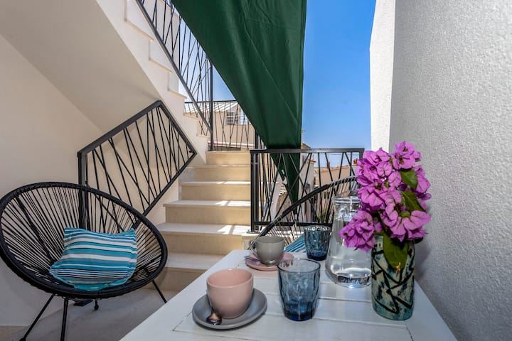 City Apartment Nora, Old Town Located,free Parking - Makarska