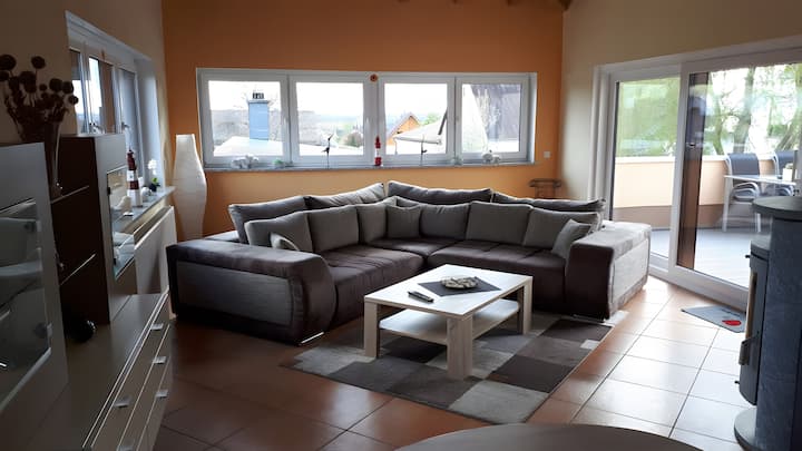 Ferienwohnung Braun In Anschau - Monreal