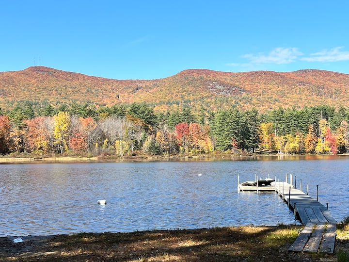 Lakefront Mountain View Escape: 3 Bedroom & Loft - Denmark, ME