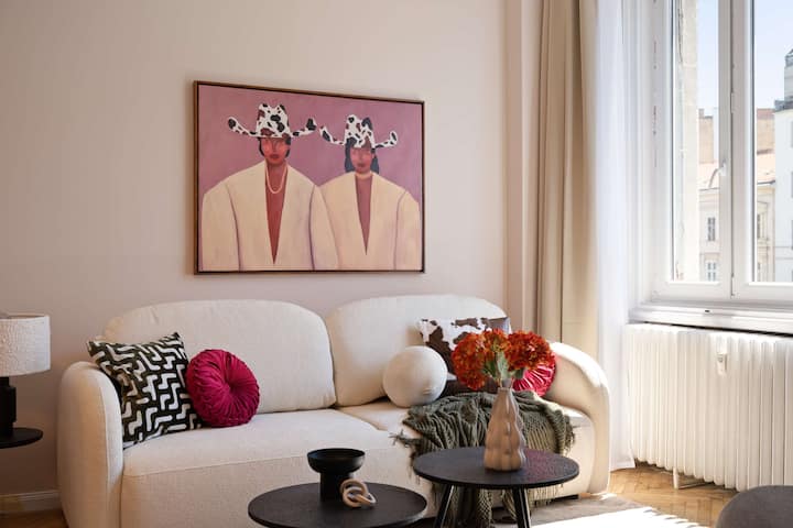 Brand New 2br Retreat Karoly Krt - Designer Inter - Budapest