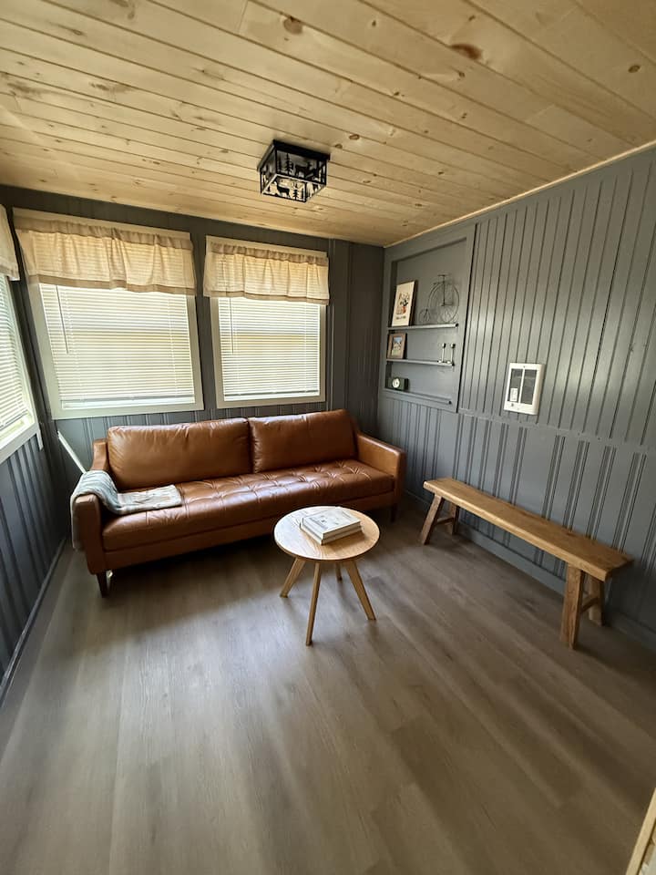 Secluded Solar Cabin | Wineries & Watkins Glen - Finger Lakes, NY