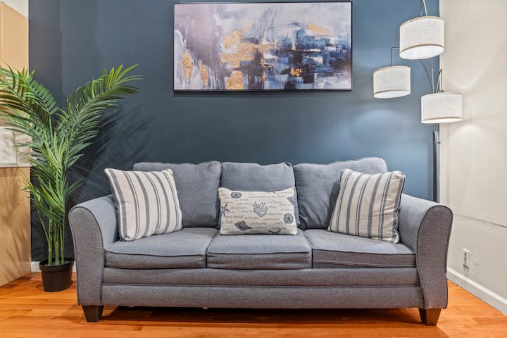 3-queen Beds | Sleeps 8 | Center City | Family - Philadelphia, PA