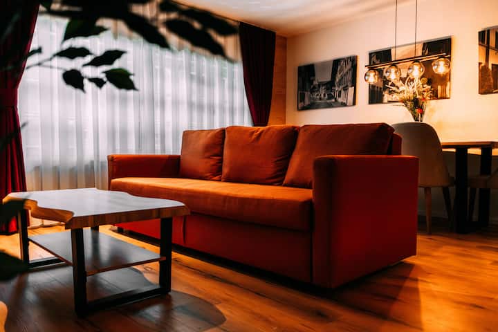 Alpina Four - Charming Apartment Prime Location! - Brienz