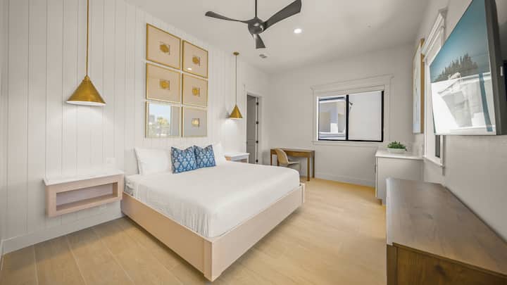 Master Bedroom 1 - Dedicated Work station