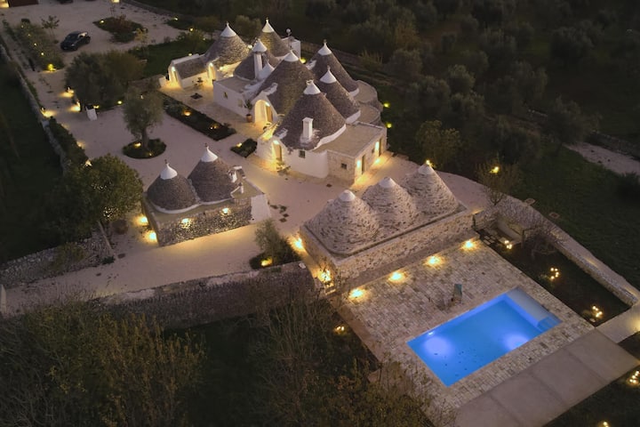 Masseria Ferrari In Esclusiva A Martina Franca - Cisternino