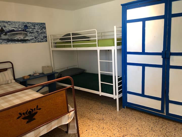 Dhomë gjumi 2