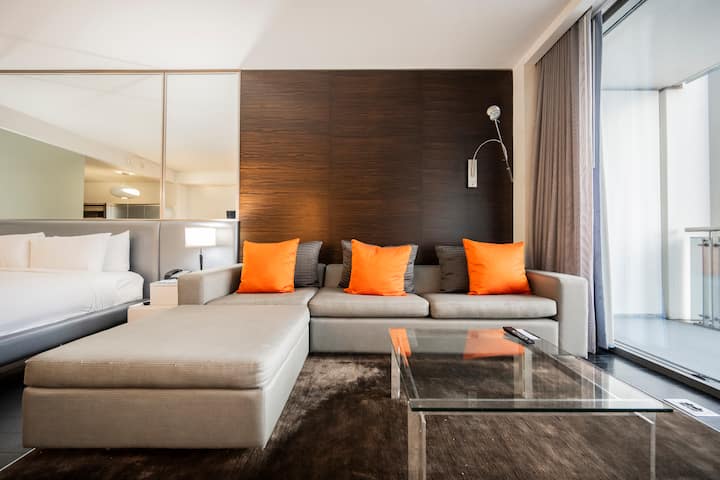 Z20k Palms Place Studio | View | Pool | Gym - Las Vegas, NV