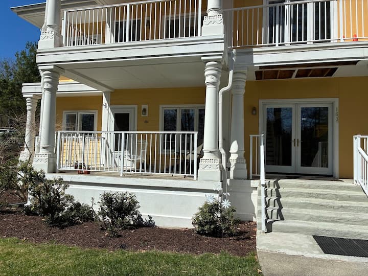 Sunny Large Condo In Gated Community,
Pet Ok - Boone, NC