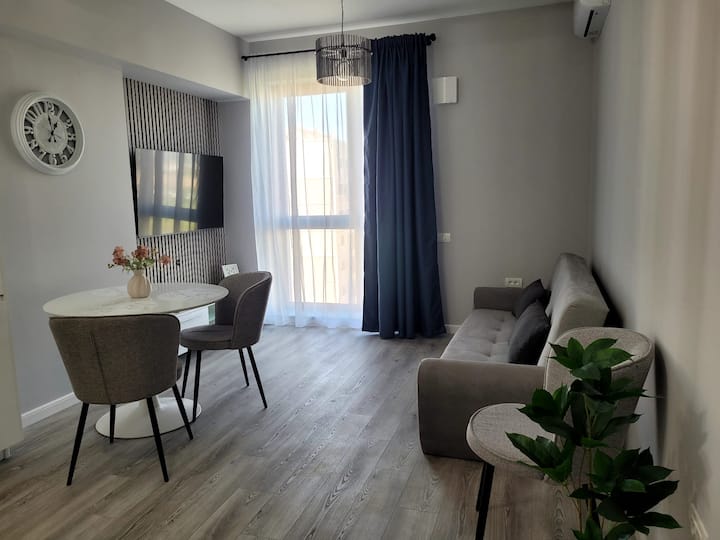 Modern Studio Near Campus & Mamaia | Netflix Wi-fi - Constanța