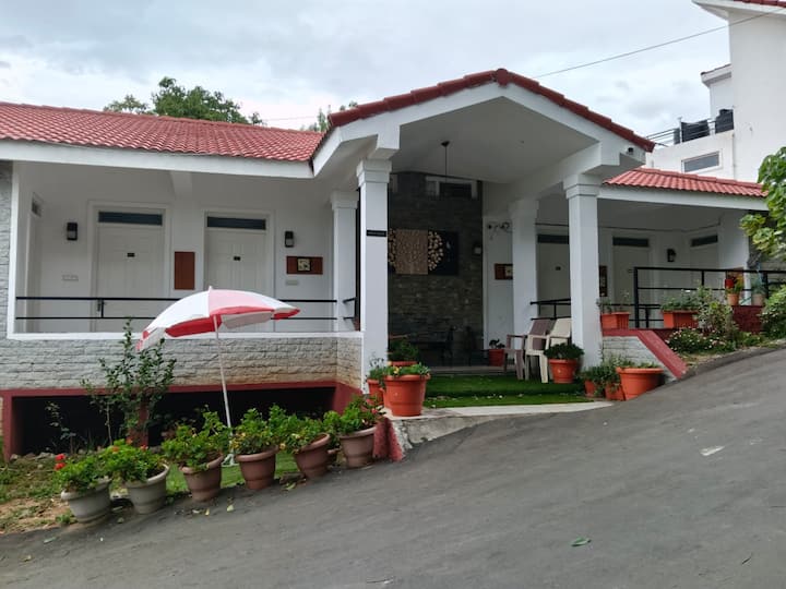 Gnm Lilly Villa 6 Bhk Ooty - Coonoor