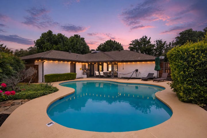 Spacious 5br  Pool, Backyard Upscale Dallas Home - 리처드슨