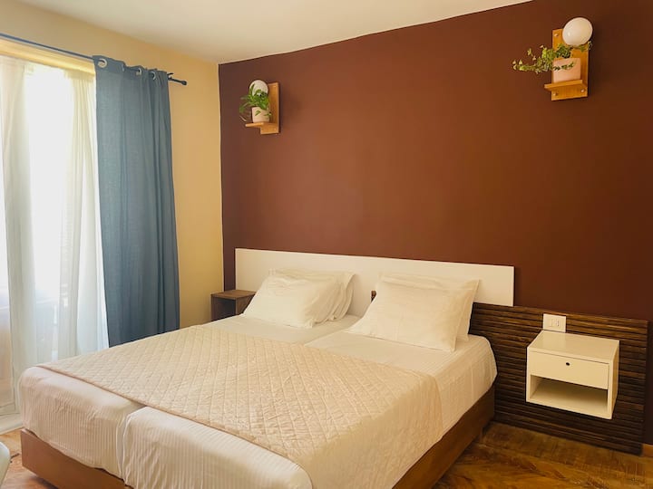 Spacious Apartment 20m From The Beach W/ Parking - Himarë