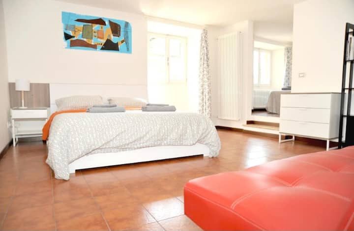 Cozy Flat Near Dome - Pavia